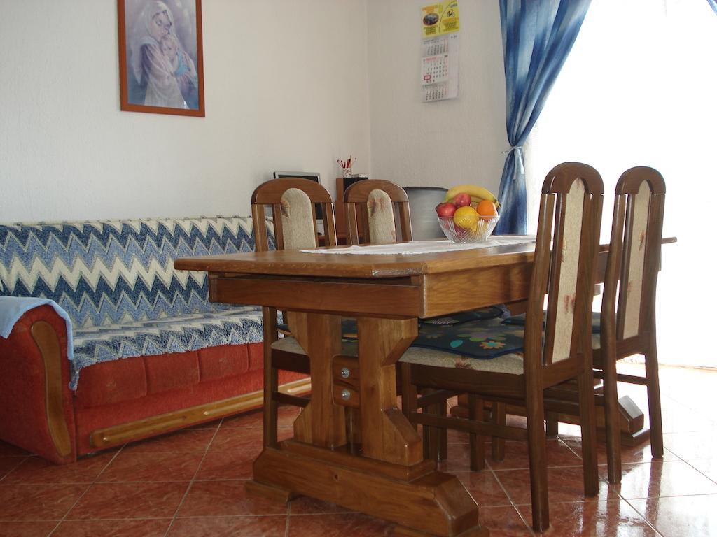 Apartment Blaza Senj  Kamer foto